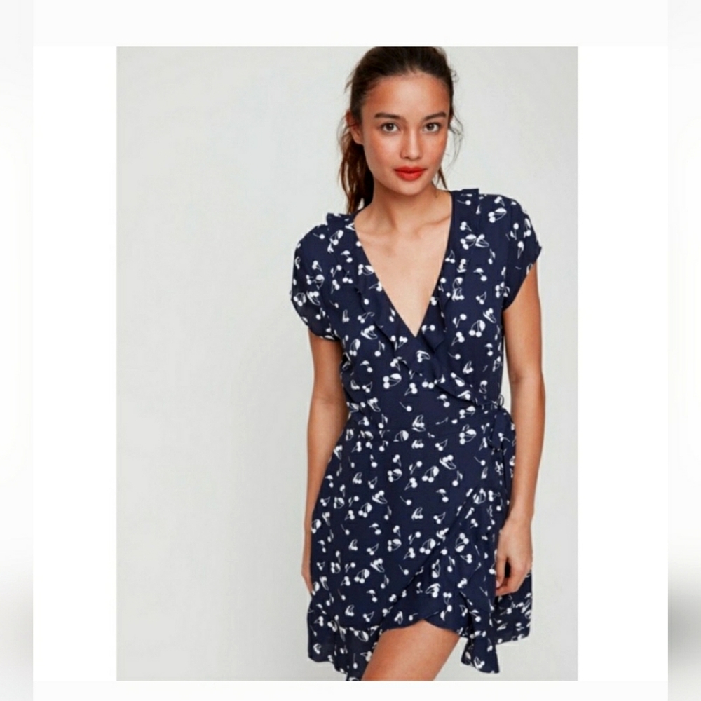 Wilfred wrap dress